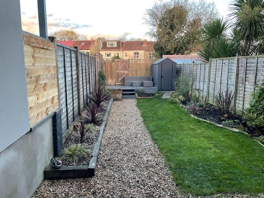 Gloucester Rd 2 Mins Away - Fab, New, Trendy House Бристоль Экстерьер фото
